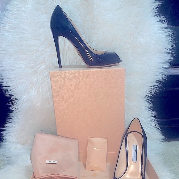 🌸 Prada Vernice Royal Blue Patent Leather Peep Toe - Picture 6 of 10